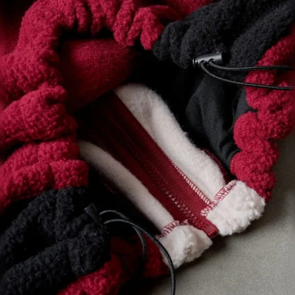 Apex Fleece Panel Jacket – bordeaux