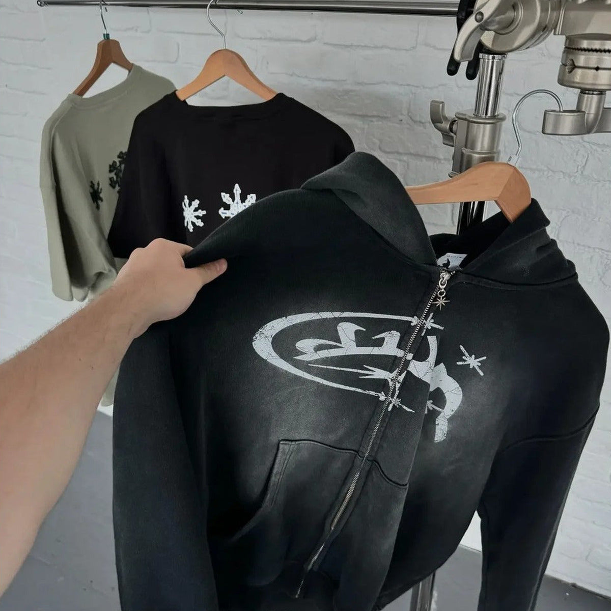 Apex Star Zip Hoodie – noir délavé